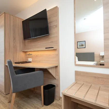 Neckarperle Pensión Edingen-Neckarhausen